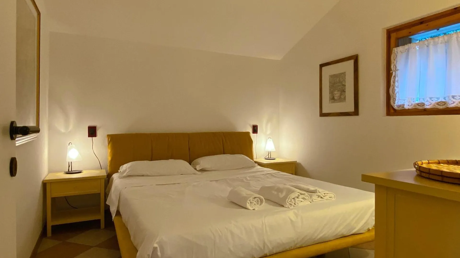 Lakeside Residence 'Al Crero' Torri Del Benaco 0*,