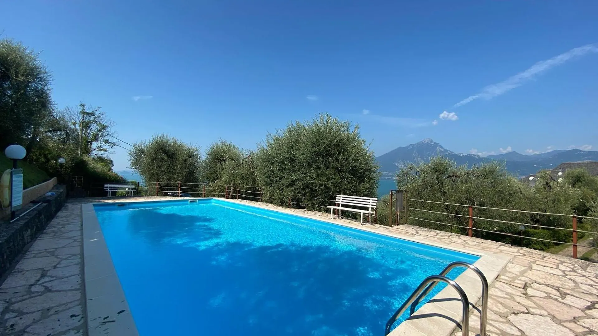 Casa vacanze Lakeside Residence 'Al Crero' Torri Del Benaco Italia